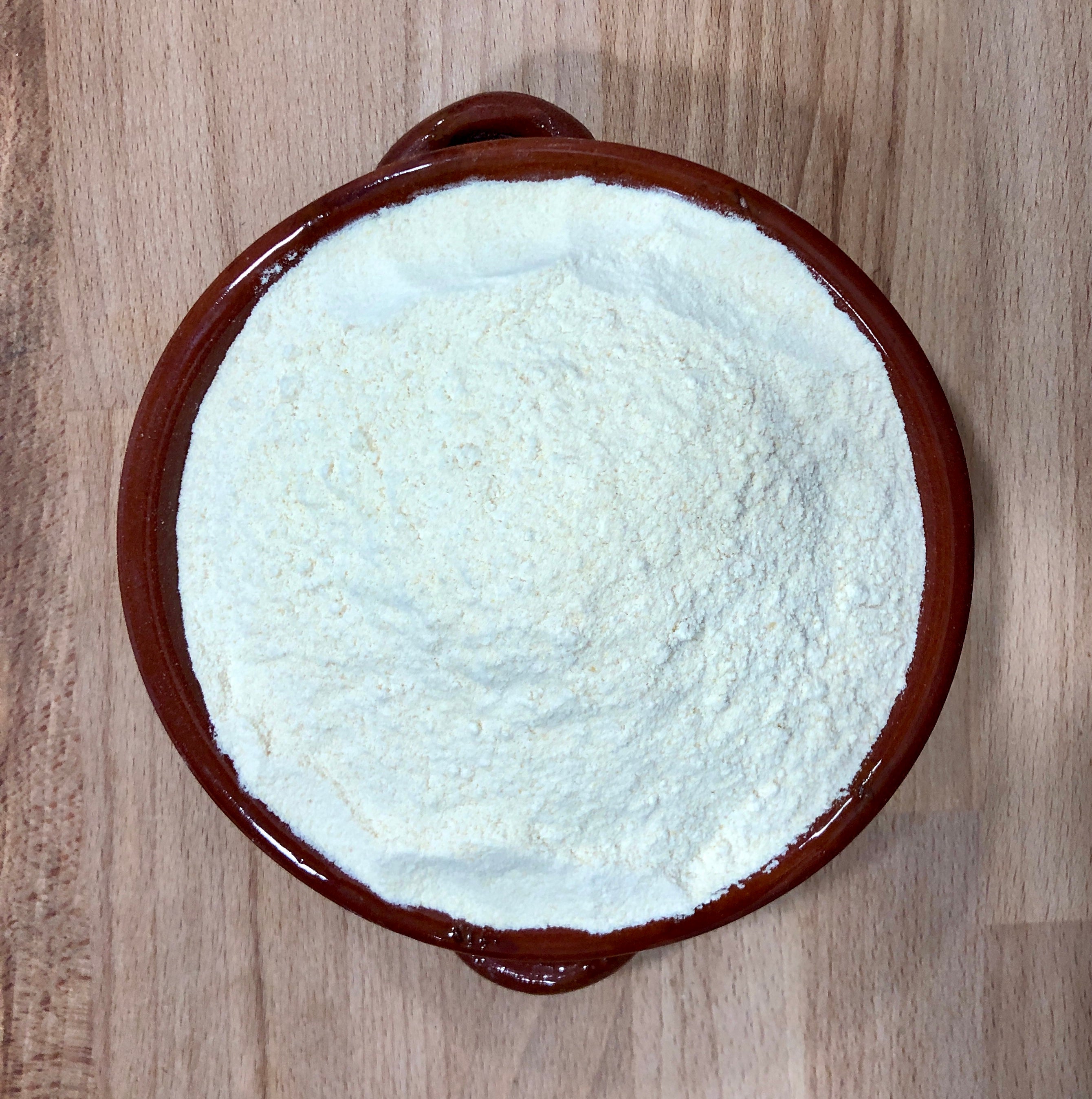 Farina di Fave Decorticate Macinata a Pietra al Momento dell'Ordine