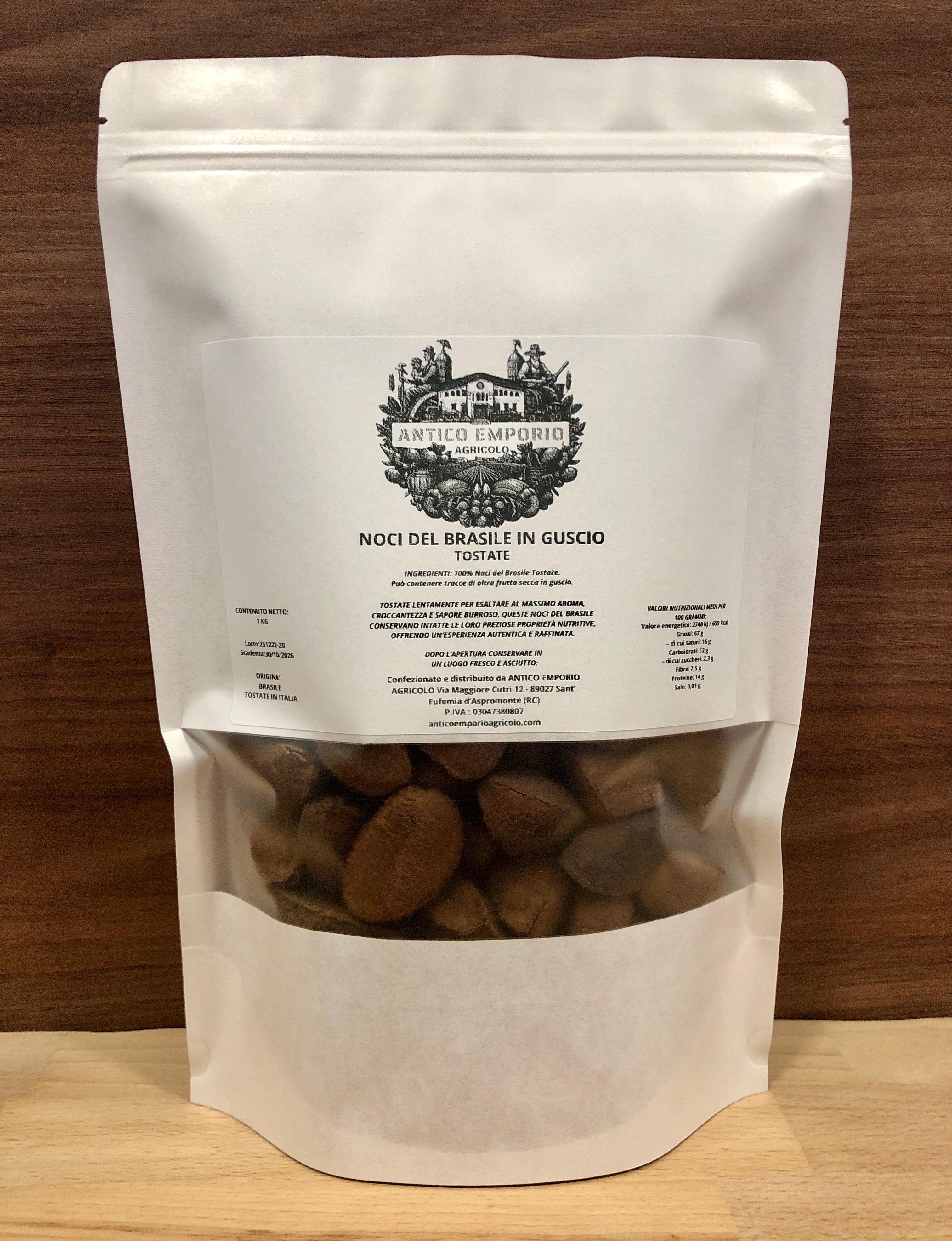 Noci del Brasile in Guscio Tostate