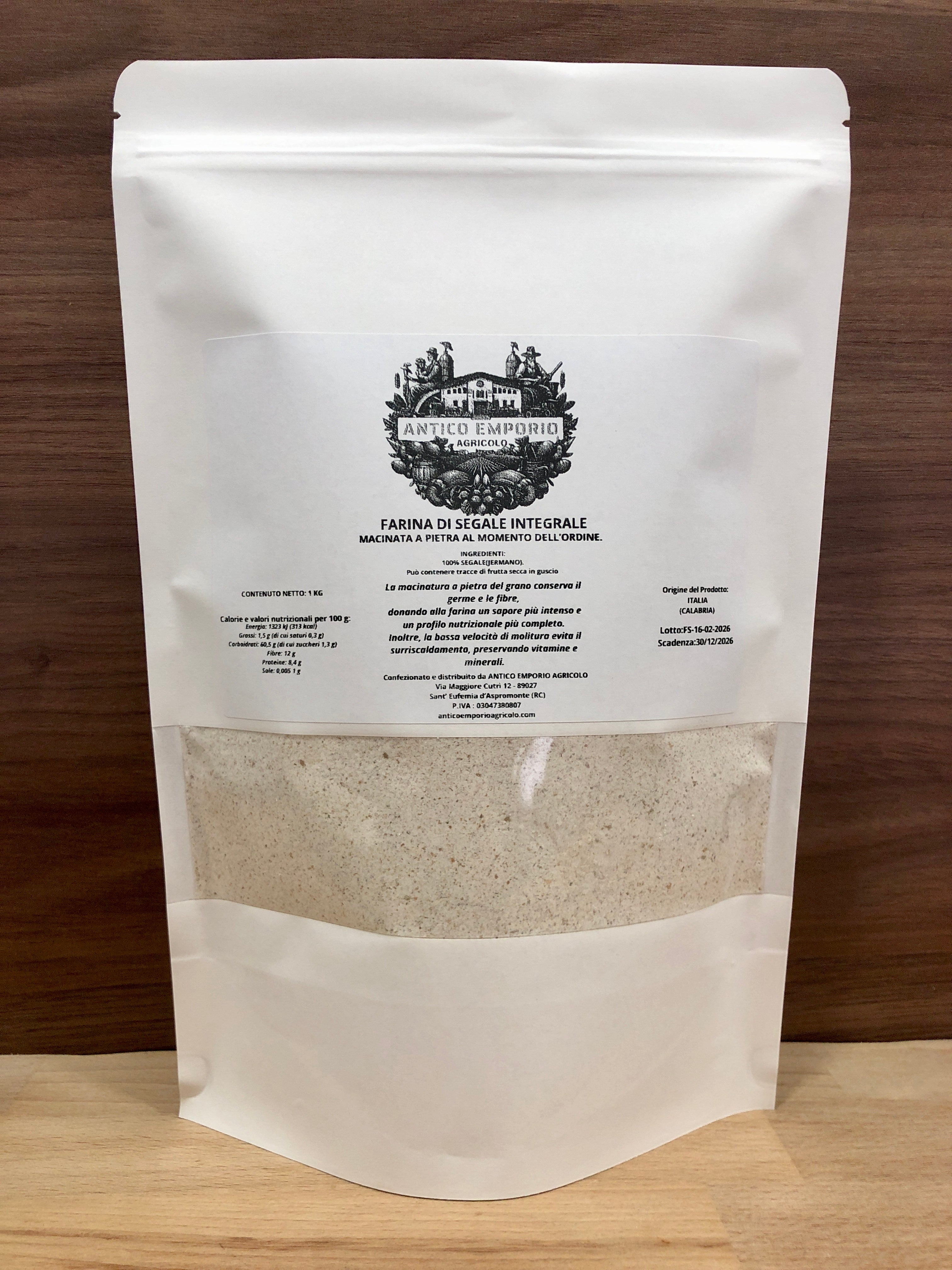 Farina di Segale Integrale – Conosciuta in Calabria come “Jermano”, Macinata a Pietra Fresca –