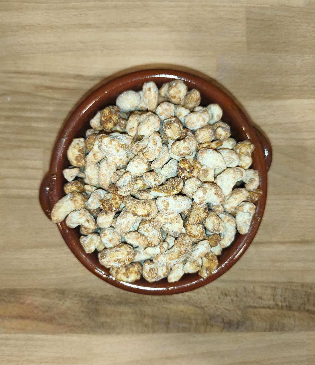 Anacardi Interi Pralinati al Cocco