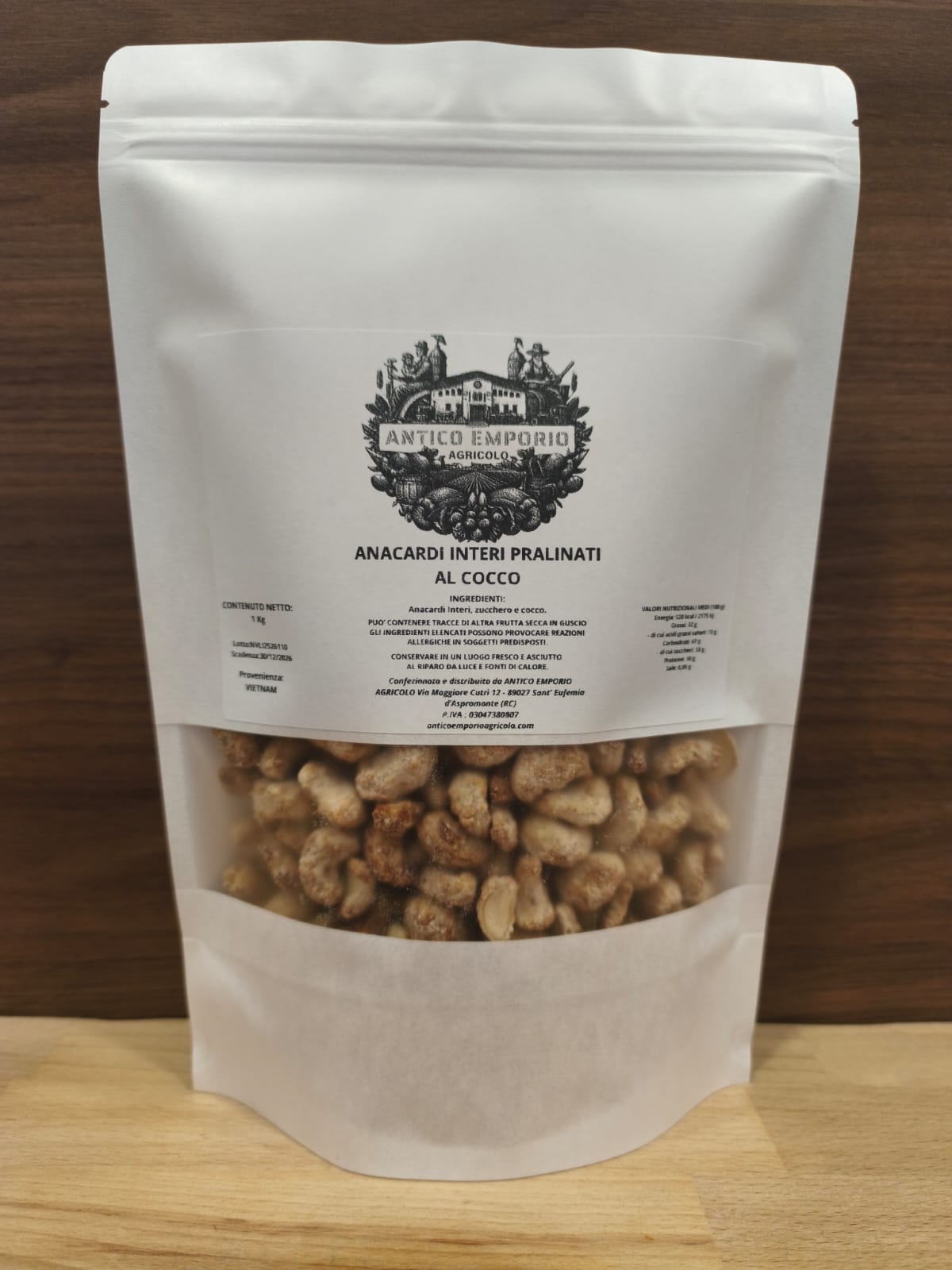 Anacardi Interi Pralinati al Cocco
